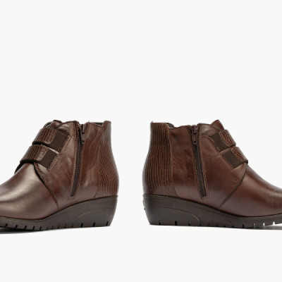 Pitillos botín con cuña de mujer con velcro y cremallera - P2732