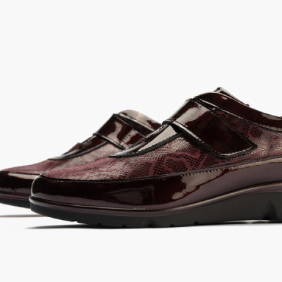 Pitillos zapato cómodo mujer velcro charol y licra - P5303