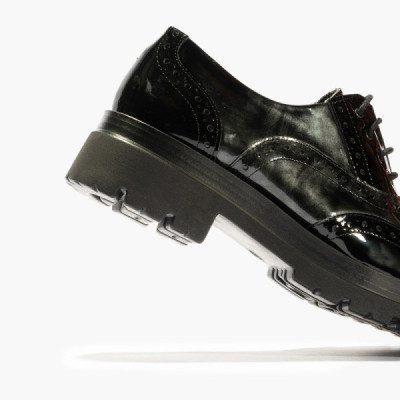 Zapatos Pitillos con cordones en charol para mujer - P5362