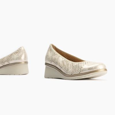 Pitillos zapato salón con cuña picados para mujer - P5744