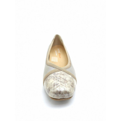 Zapato de tacón ancho especial Doctor Cutillas beige Doc81230 Zapato de tacón ancho especial Doctor Cutillas beige Doc81230