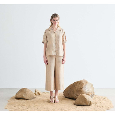 Sandalia Fluchos Smash de mujer con cuña dorada - F1973