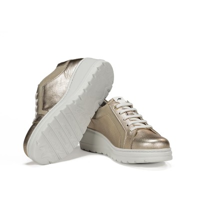 Zapato Deportivo Fluchos Aqua en piel con brillantes - F1997 Zapato Deportivo Fluchos Aqua en piel con brillantes - F1997