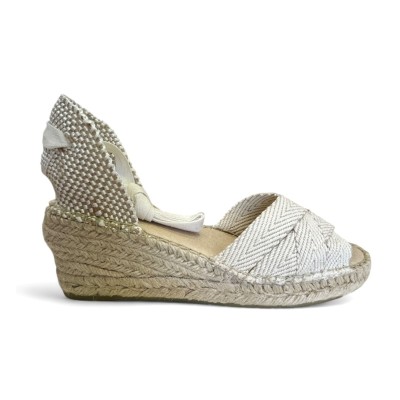 Alparagatas modernas artesanales para mujer con cintas Anserioja - As538