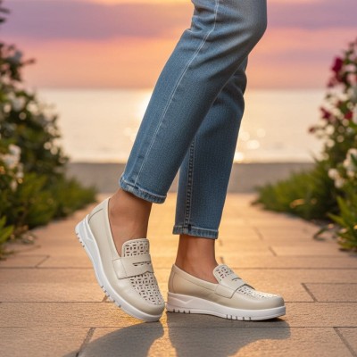 Zapatos mocasines de primavera Pitillos calados mujer - P20304