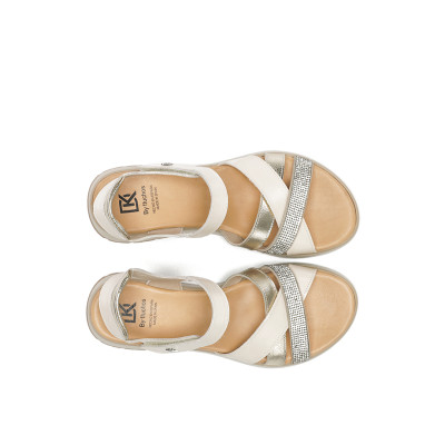 Sandalias con brillantes cuña baja piel blanca Dorking By Fluchos - Dk9728c