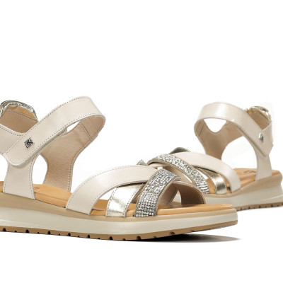 Sandalias con brillantes cuña baja piel blanca Dorking By Fluchos - Dk9728c