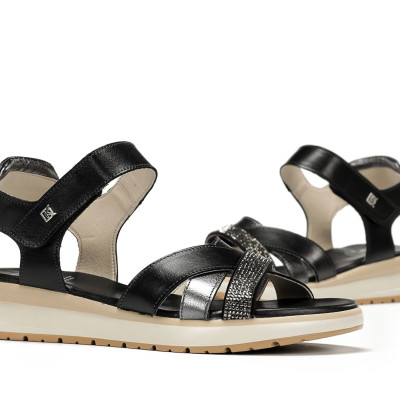 Sandalias de piel con brillantes negras Dorking By Fluchos cuña baja - Dk9728n