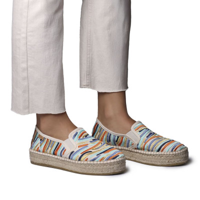 Alpargatas planas con plataforma bordadas Pola Toni Pons - Tppolac