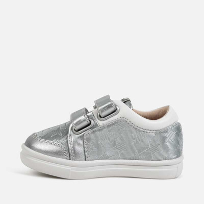Mayoral deportiva bebe niña plata talla 20 al 25 41136