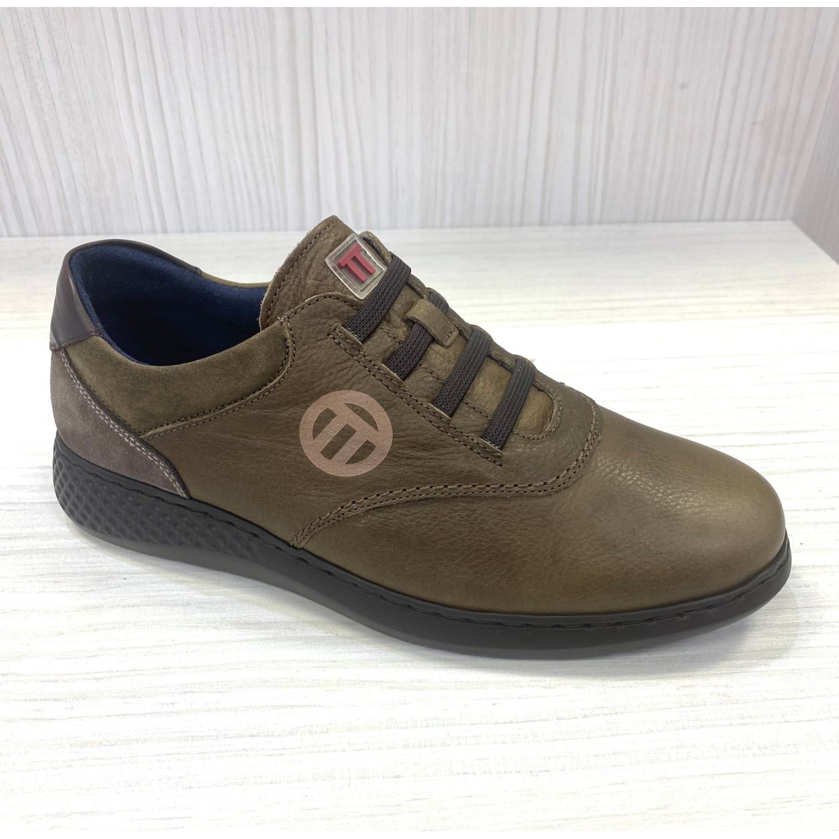 Zapato deportivo de piel Notton sin cordones muy cómodo -N2712