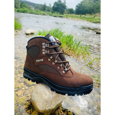 Notton Bota de montaña impermeable marrón - N791